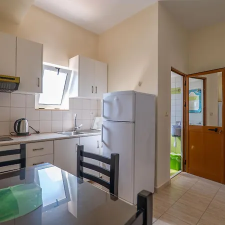 Ari Apartment