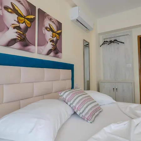 Apartment Ari