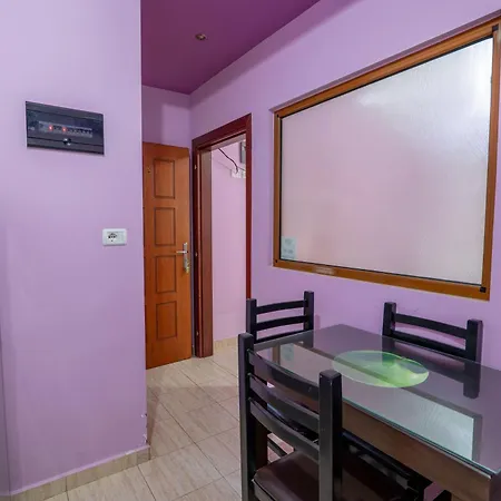 Ari Apartmán *