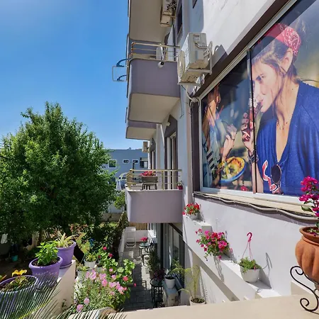 Ari Apartment