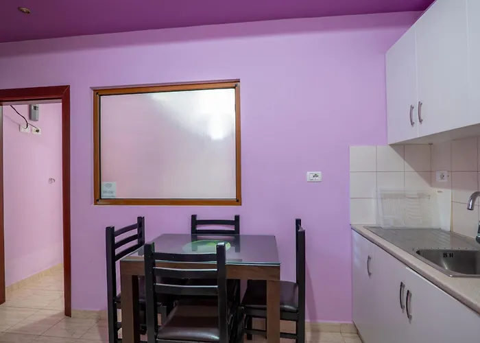 Apartment Ari