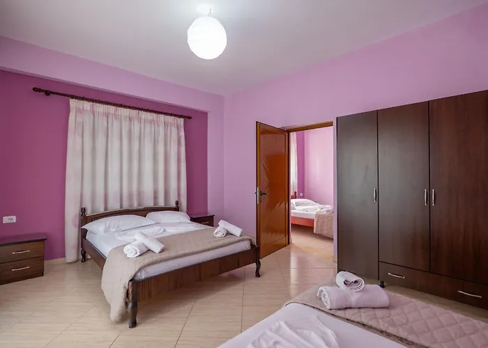 Ari Apartment *
