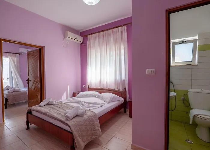 Ari Apartment *