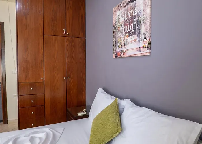 Apartment Ari