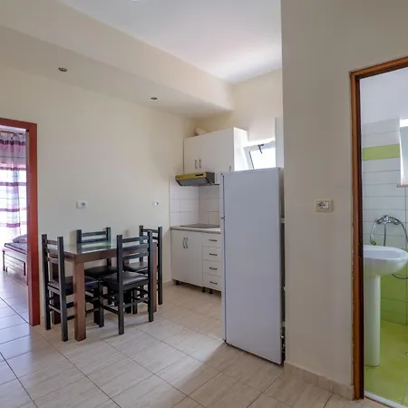 Ari Apartmán Ksamil